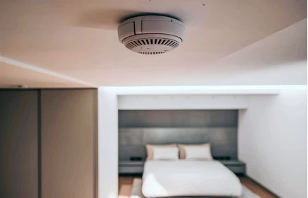 Wpis na blogu: Dlaczego warto zainstalować czujniki gazu, dymu i tlenku węgla w mieszkaniu?